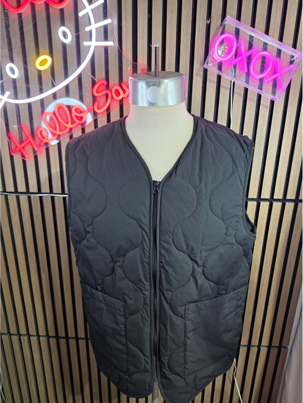 Original Use Men's Black Quilted Full Zip Vest Band Collar Regular Fit Size M